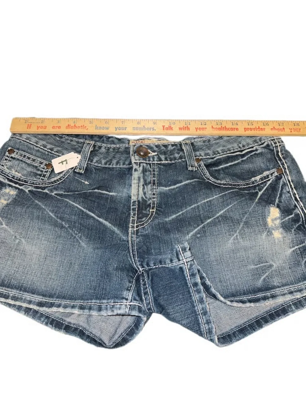 Women’s Denim Short Shorts in Washed Blue